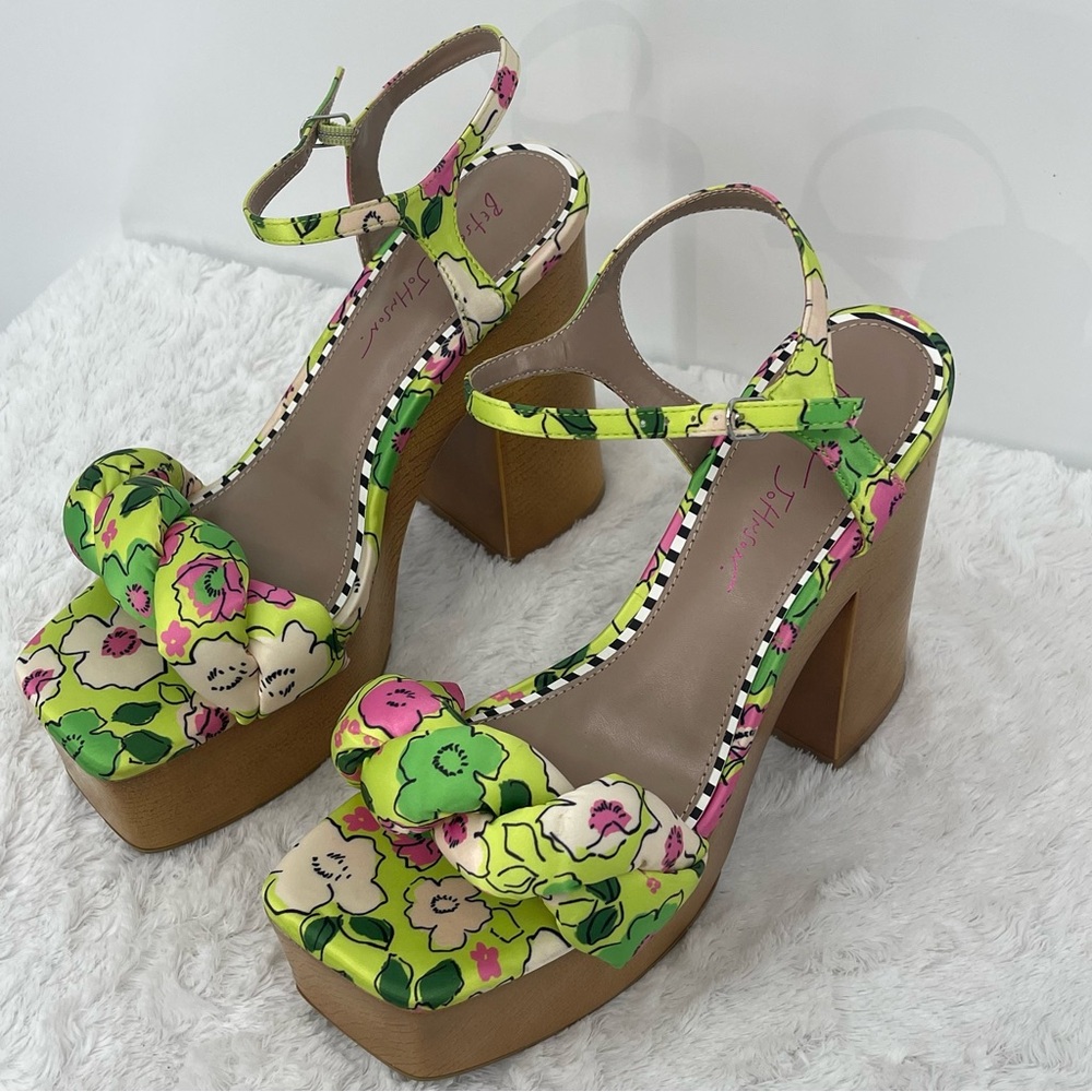 BETSEY JOHNSON KANDEE WOMENS SIZE 10 M Floral Platform Heels - Green and Pink - Picture 2 of 10